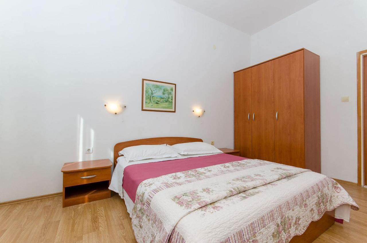 Apartments Ivanka Vis Dış mekan fotoğraf