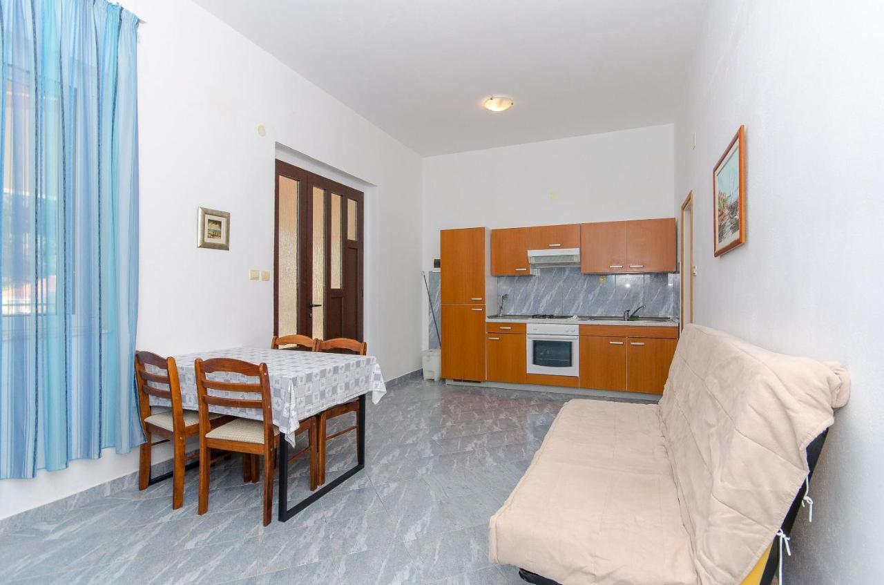 Apartments Ivanka Vis Dış mekan fotoğraf