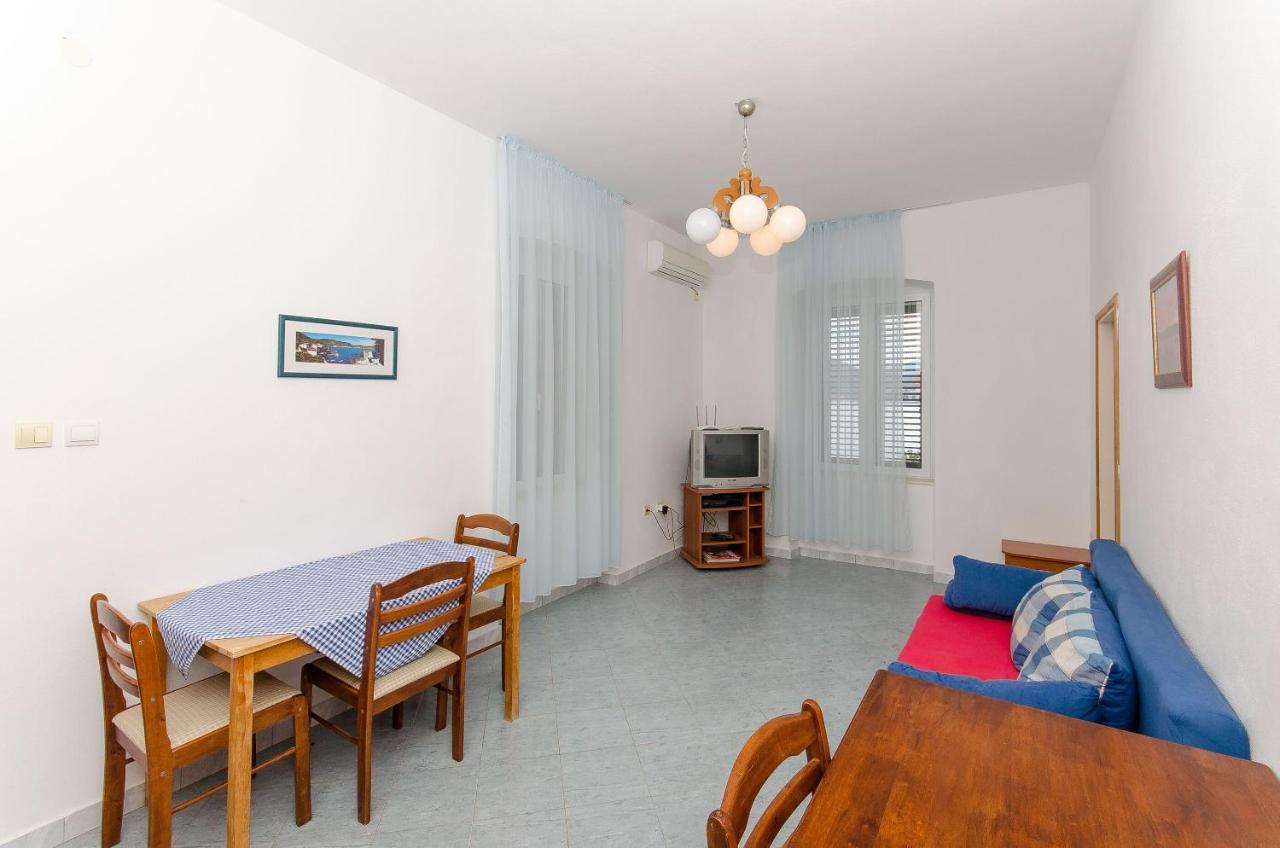 Apartments Ivanka Vis Dış mekan fotoğraf
