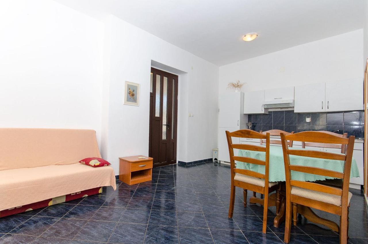 Apartments Ivanka Vis Dış mekan fotoğraf